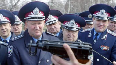 В Україні понад 145 тис. військових пенсіонерів призовного віку не проходять службу