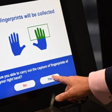 З 12 жовтня ЄС запроваджує нову біометричну систему контролю (EES)