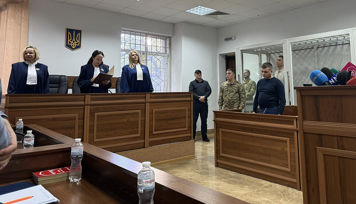 Суд Києва визнав Артема Косова винним у вбивстві 16-річного Максима Матерухіна біля фунікулера.