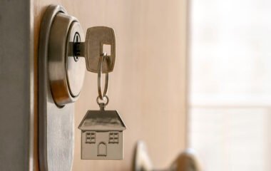 У Верховній Раді пропонують знизити податок на оренду квартир із 23% до 5–10%.